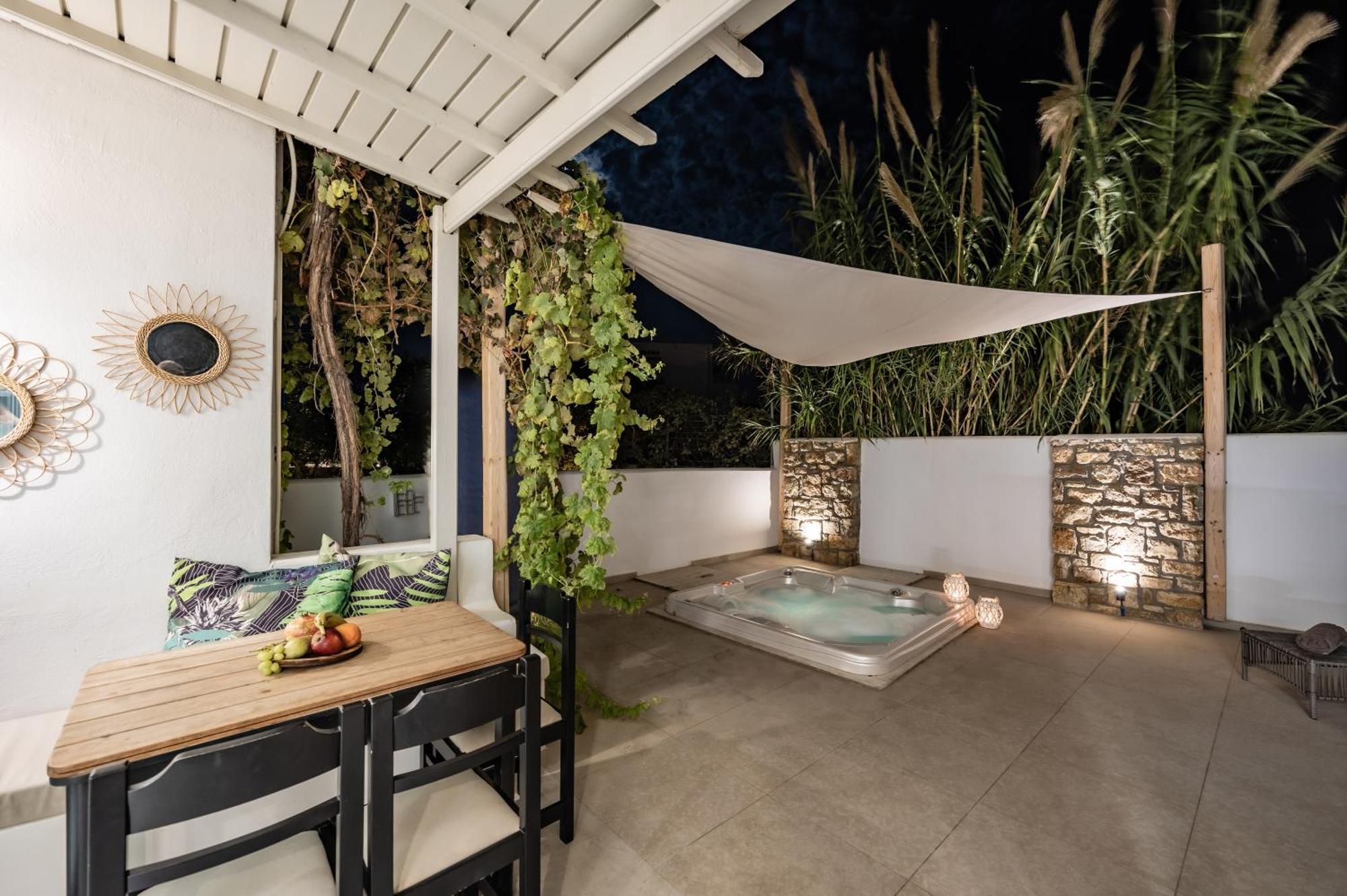 Aggeliki'S Diamond Aparthotel Agia Anna  Exterior photo